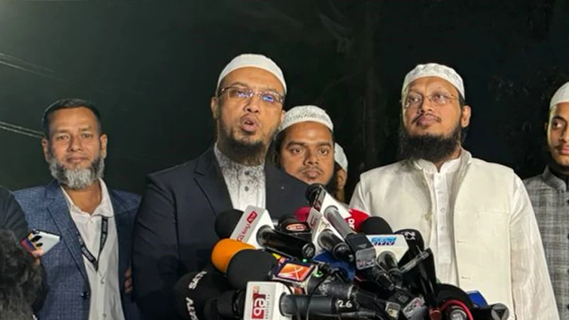 আমরা ঐক্যবদ্ধ, প্রধান উপদেষ্টাকে বার্তাটি দিয়েছি: শায়খ আহমাদুল্লাহ